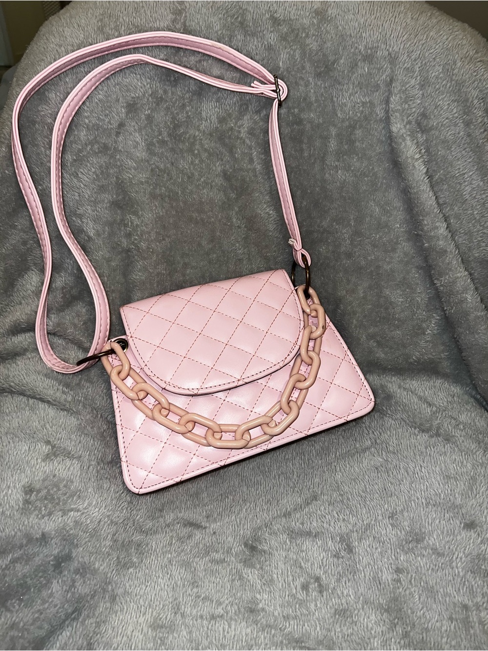 SHEIN Quilted Light Pink Crossbody Bag with Chain Accent